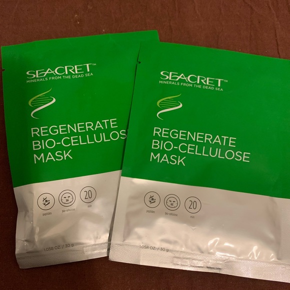 Green Regenerate Bio-Cellulose Mask - Picture 1 of 3